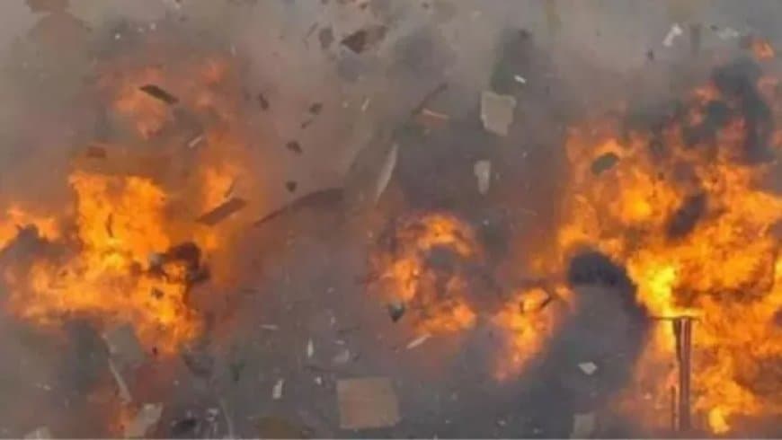 महाराष्ट्र: बारूद फैक्ट्री में विस्फोट के बाद 15 लोगों की मौत 