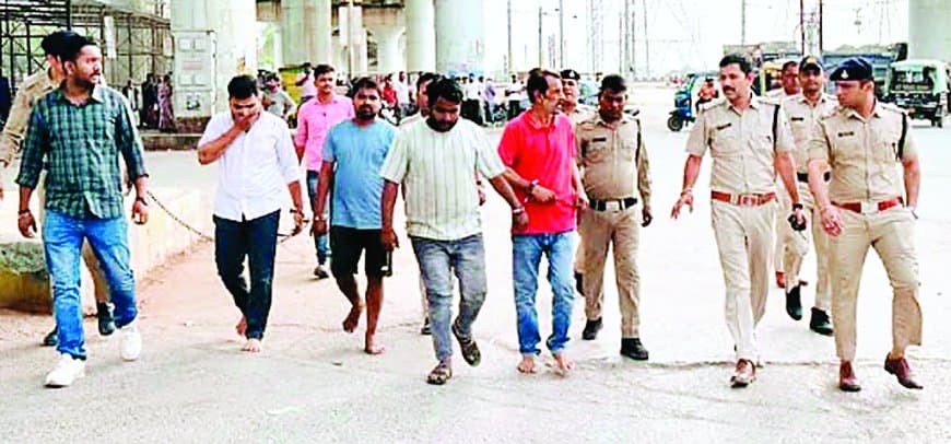 पुलिस पर हमला करने वाले चार आरोपी गिरफ्तार, बर्खास्त पटवारी भी शामिल