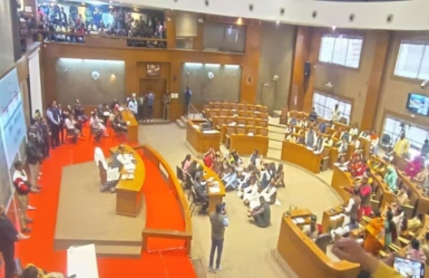 भोपाल नगर निगम बजट 2026: हर वार्ड के विकास के लिए 50 लाख आवंटित, सड़कों के कायाकल्प पर खर्च होंगे 30 करोड़ भोपाल नगर निगम बजट 2026: हर वार्ड के विकास के लिए 50 लाख आवंटित, सड़कों के कायाकल्प पर खर्च होंगे 30 करोड़