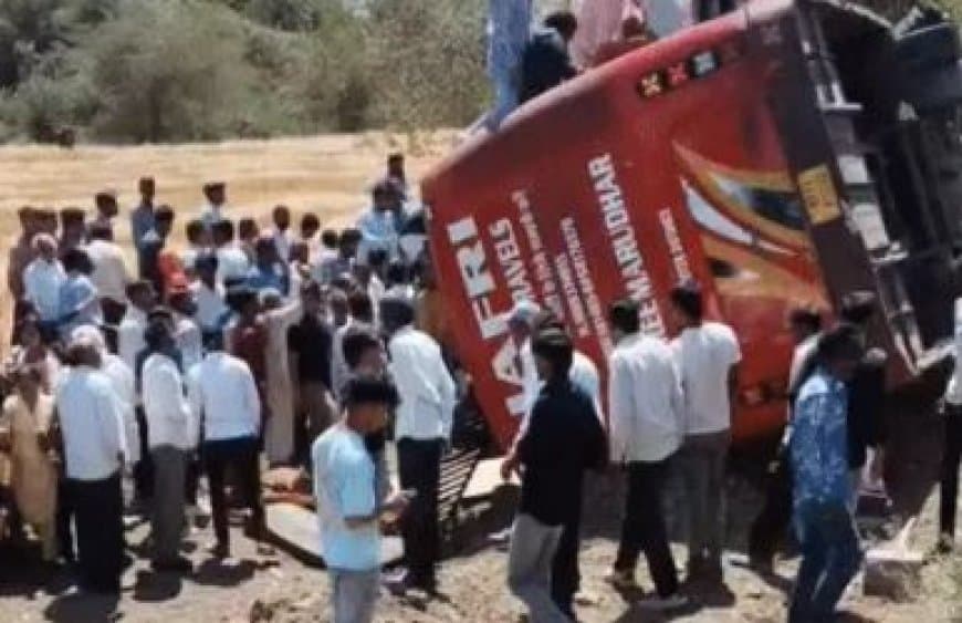 उज्जैन सड़क हादसा: जहांगीरपुर के पास बारातियों से भरी बस पलटी, 13 महिलाओं सहित 18 घायल