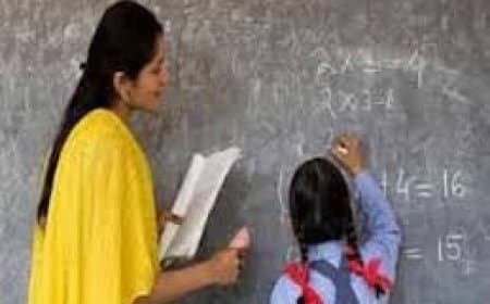 MP Teacher News: मध्यप्रदेश शिक्षकों को चतुर्थ क्रमोन्नति की सौगात, 35 साल की सेवा पर बढ़ेगा वेतन और मिलेगा भारी एरियर