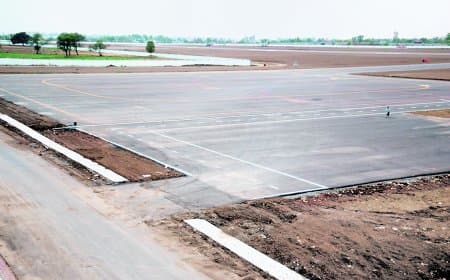 रनवे में 830 किसानों की फंस रही जमीन, 140 एकड़ अधिग्रहित होगी
