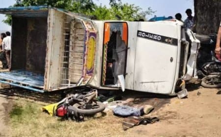 महेश्वर पिकअप हादसा: गुर्जर मोहना में बारात को पिकअप ने रौंदा, दूल्हे समेत 25 घायल, बहन की हालत गंभीर