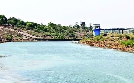 87 करोड़ के प्रोजेक्ट के बाद भी पवई के लोगों को नहीं मिल रहा नल का पानी