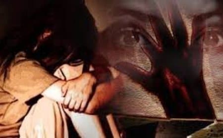 इंदौर: महू के बेरछा जंगल में छात्रा के साथ दरिंदगी, बचाने आए दोस्त को बेरहमी से पीटा; आरोपियों की तलाश जारी