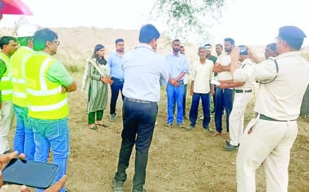 जेके सीमेंट पर अवैध उत्खनन के आरोप शिकायतकर्ता को ही थमाया नोटिस