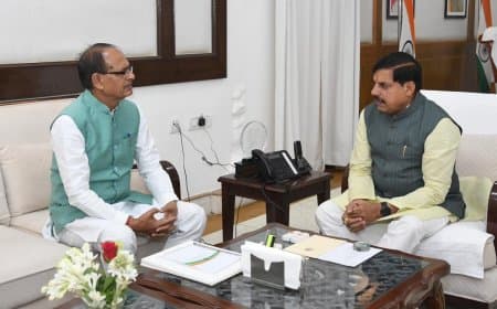 मध्यप्रदेश: मुख्यमंत्री से मिले शिवराज... किसानों को राहत देने वाले कई महत्वपूर्ण विषयों पर किया विचार-विमर्श 