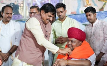 "संस्कारित संतान ही जीवन का असली आशीर्वाद, भक्ति से होती है आत्मा की शुद्धि'