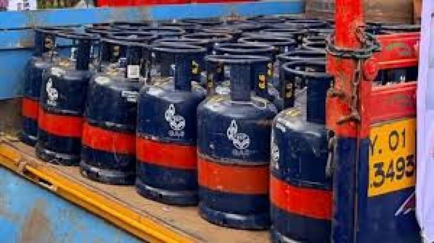 5kg LPG Cylinder New Rules: अब बिना एड्रेस प्रूफ मिलेगा छोटा गैस सिलेंडर, सरकार ने आसान किए नियम