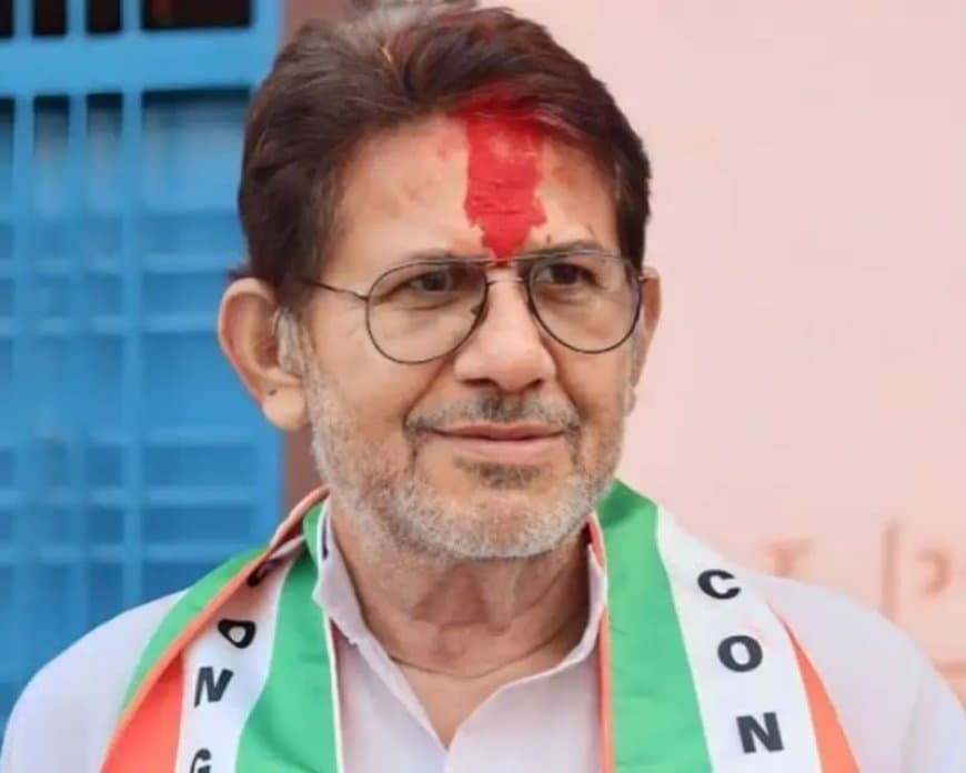 सदस्यता समाप्त होने के बाद मामला अब हाईकोर्ट पहुंच गया है।