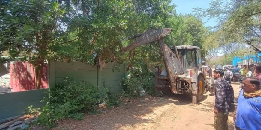 भोपाल बड़ा तालाब अतिक्रमण कार्रवाई: हलालपुरा और बैरागढ़ में अवैध निर्माण ध्वस्त, 347 कब्जे चिन्हित