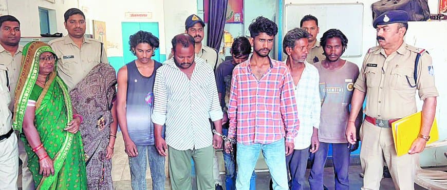 अतिक्रमण हटाने गई राजस्व व पुलिस टीम पर पथराव करने वाले 7 आरोपी भेजे गए जेल