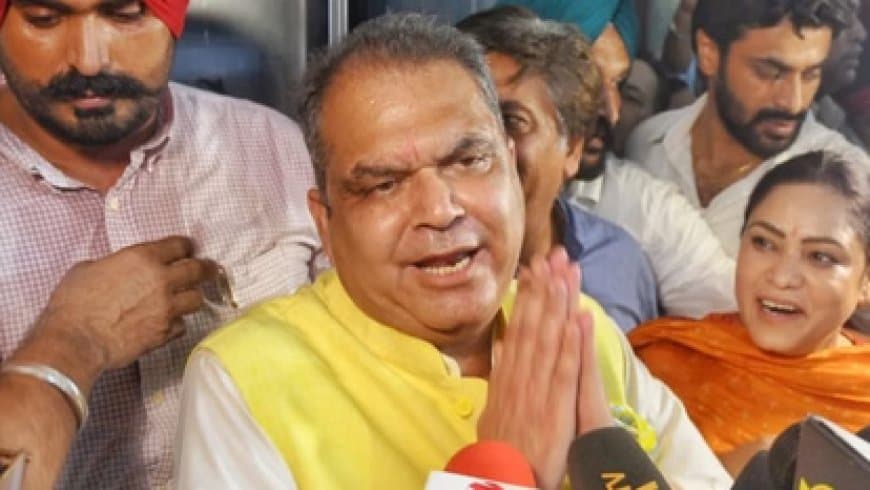 पंजाब के मंत्री संजीव अरोड़ा के कई ठिकानों पर एक साथ दबिश दी।