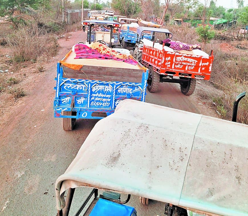 सर्वर फेल से किसान परेशान, न स्लॉट बुकिंग हो रही न उपज चढ़ पा रही