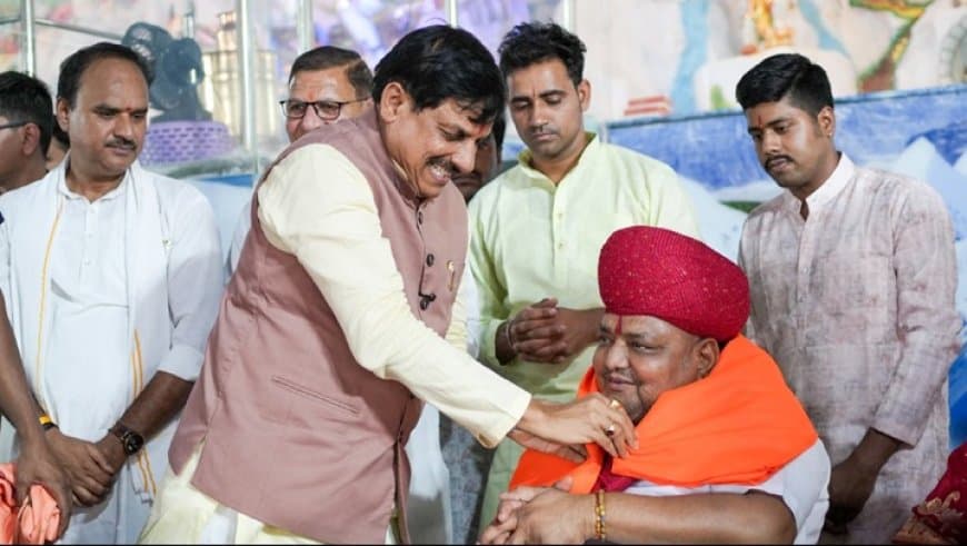 "संस्कारित संतान ही जीवन का असली आशीर्वाद, भक्ति से होती है आत्मा की शुद्धि'