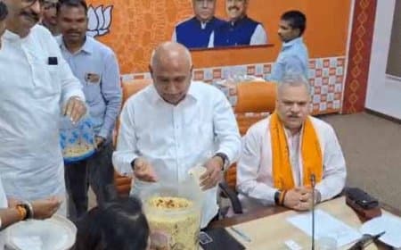 बंगाल-असम में भाजपा की अप्रत्याशित बढ़त पर मध्यप्रदेश में जश्न... देश के नक्शे से कांग्रेस गायब 