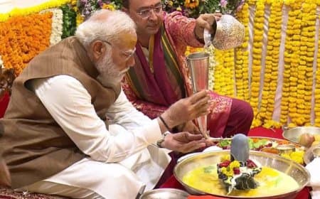 अमृत महोत्सव: सोमनाथ मंदिर के 75 साल, पीएम मोदी ने की महा-पूजा...11 तीर्थों के जल से जलाभिषेक