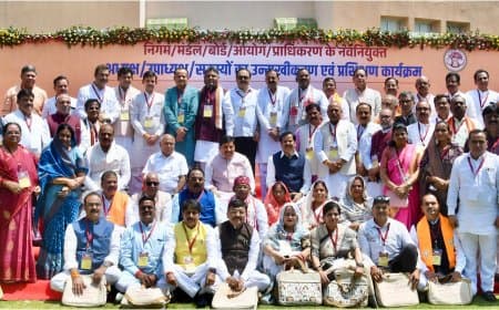 मध्यप्रदेश: सीएम की दो टूक- जनता ने हमें काम के लिए चुना है! कुर्सी का अहम और अकड़ नहीं दिखनी चाहिए  