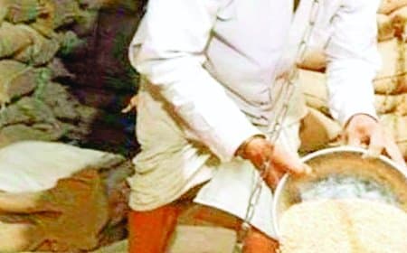 मैहर राशन दुकान घोटाले में लाखों का खाद्यान्न गायब, विक्रेता पर बड़ी कार्रवाई हुई