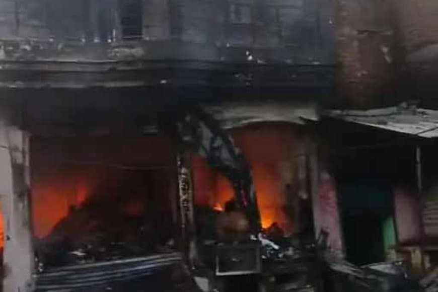 मध्यप्रदेश: दुकान में गैस सिलेंडरों हुआ धमाका... दहला डबरा... एसी रिपेयरिंग सेंटर में लगी भीषण आग