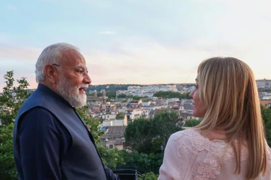 इटली: मोदी और मेलोनी के बीच दिखी कमाल की दोस्ती... दोनों नेता कोलोसियम गए और साथ में किया डिनर