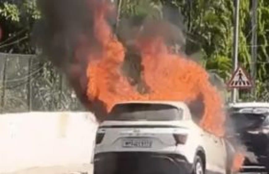 भोपाल में चलती SUV बनी आग का गोला, शोरूम की लापरवाही पर मालिक ने काटा हंगामा
