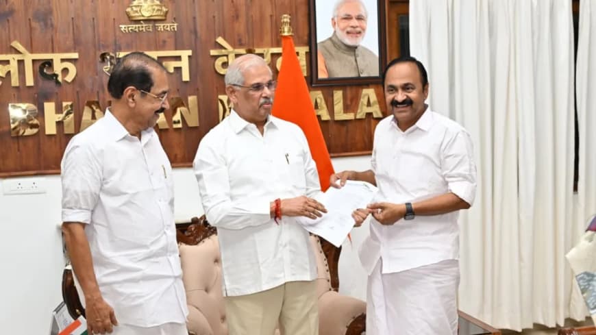 Kerala New CM Oath: वीडी सतीशन लेंगे केरल के मुख्यमंत्री पद की शपथ, देखें मंत्रियों की पूरी लिस्ट