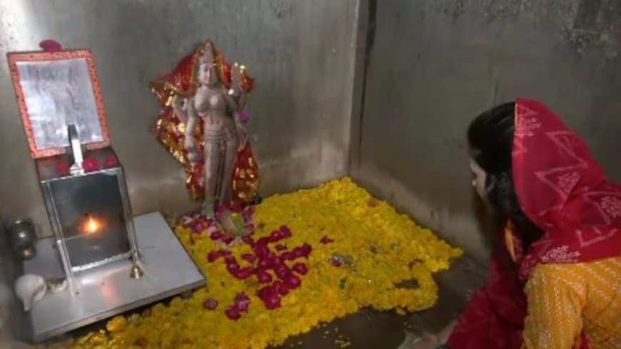 मध्यप्रदेश: 721 साल बाद धार में ऐतिहासिक ‘शुक्रवार’... भोजशाला में गूंजे वाग्देवी के जयकारे... और महाआरती