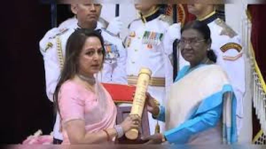 Padma Shri Awards: अभिनेता धर्मेंद्र और क्रिकेटर रोहित शर्मा-हरमनप्रीत समेत 113 हस्तियों को मिला पद्मश्री, जाने किस-किस को मिला सम्मान