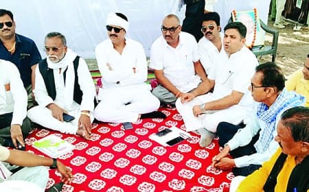 दिव्यांग क्रिकेटर मिथिलेश का इंडिया ए-बी सीरीज में चयन, बढ़ाया मान