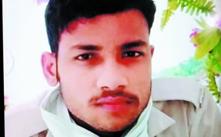 मवेशी लदे ट्रक से वसूली आरोप में आरक्षक लाइन अटैच हुआ