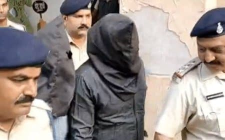 ग्वालियर: वैष्णो ज्वेलर्स के पिता-पुत्र ने करोड़ों की ठगी कर रची थी फरार होने की साजिश