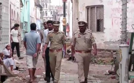 राम मंदिर में चढ़ावा चोरी: आरोपियों के घर पुलिस की छापेमारी... अब तक 79 लाख रुपए किए बरामद