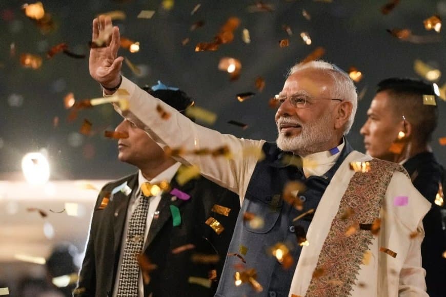 नेहरू को पीछे छोड़ ‘नमो’ ने बनाया नया कीर्तिमान