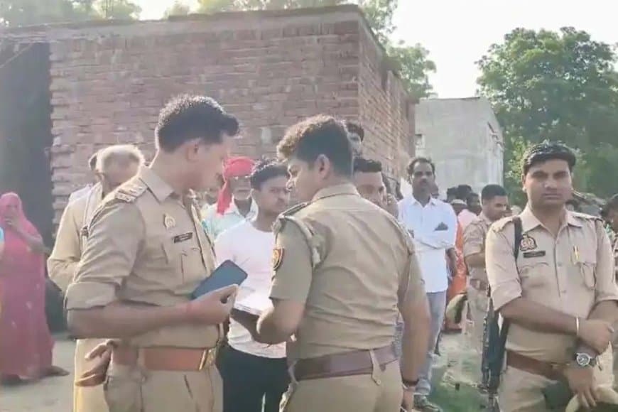 यूपी: प्रयागराज एक ही परिवार के तीन लोगों की हत्या 
