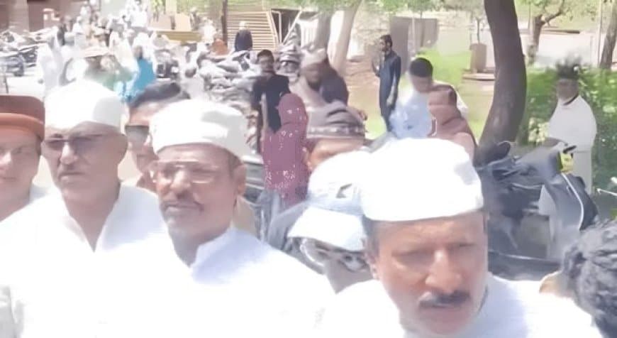रायसेन वक्फ बोर्ड जमीन विवाद: भोपाल में मुस्लिम त्योहार कमेटी का प्रदर्शन, CBI जांच की मांग