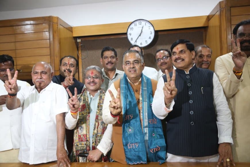 मध्यप्रदेश: भाजपा के राज्यसभा उम्मीदवार रजनीश अग्रवाल और तरुण चुघ ने नामांकन दाखिल किया