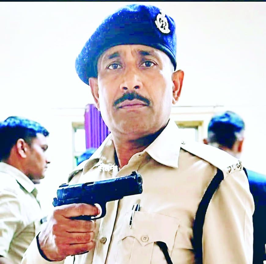 केंद्रीय जेल में फिर प्रतिबंधित सामग्री मामला, प्रहरी निलंबित, जांच शुरू