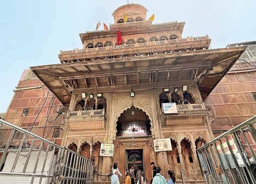 एएसआई की रिपोर्ट में चौंकाने वाला खुलासा... श्रीबांके बिहारी मंदिर का ढांचा हो रहा जर्जर, मरम्मत की दरकार