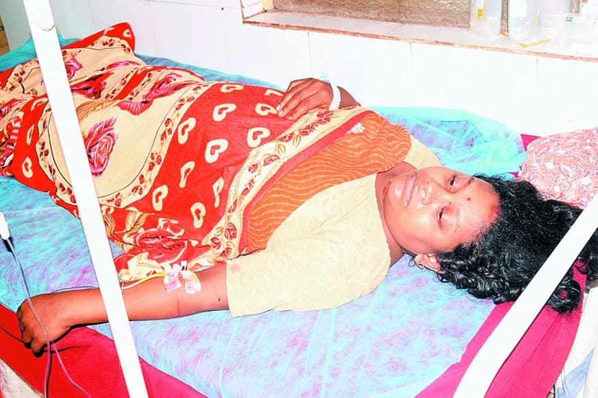 उपचार में विलंब पर उठे सवाल, प्रसव से पहले गर्भ में ही शिशु की मौत का आरोप, 12 घंटे बाद हुआ सीजर