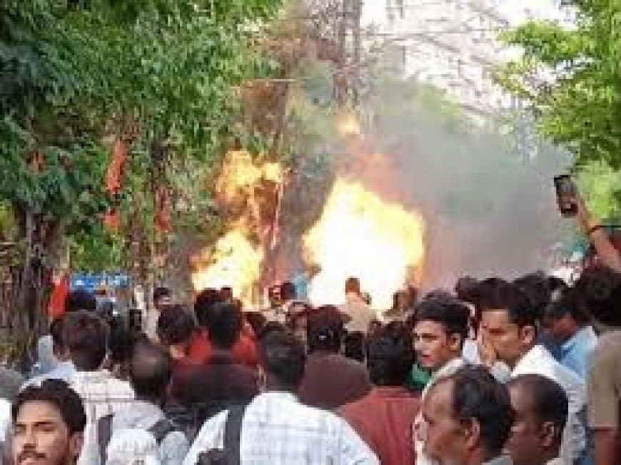 इंदौर: अवंतिका गैस पाइपलाइन ब्लास्ट में 4 लोग झुलसे, सोशल मीडिया इन्फ्लुएंसर राजकुमारी झाला भी घायल