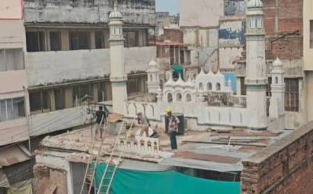 गंगा-जमुनी तहजीब : वाराणसी में कॉरिडोर के लिए मुस्लिम समुदाय ने खुद आगे आकर हटाई मस्जिदें