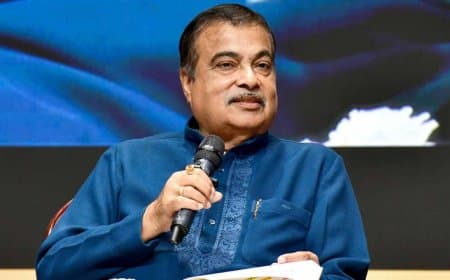 भारत: इथेनॉल विवाद और बेटों के धंधे पर खुलकर बोले नितिन गडकरी- ई-20 नहीं, तो महंगा खरीदिए पेट्रोल