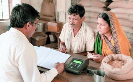 सतना में राशन वितरण सुस्त, चौदह दिनों बाद भी केवल एक-तिहाई परिवारों तक पहुंचा खाद्यान्न