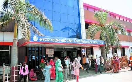 एनस्थीसिया विशेषज्ञों की कमी से जिला अस्पताल की ओटी सेवाएं संकट में, बढ़ी मरीजों की चिंता