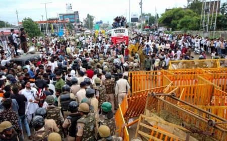 मध्यप्रदेश: भोपाल बना अखाड़ा... किसान आंदोलन के कारण स्कूलों में छुट्टी घोषित, जगह-जगह लग रहा जाम