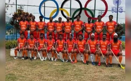 नीले से नारंगी हुई जर्सी: हॉकी वर्ल्ड कप 2026 से पहले मचा घमासान, विरेन रास्किन्हा और प्रियंका गांधी ने उठाए सवाल