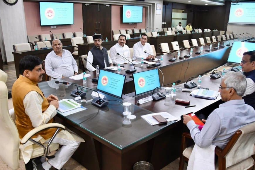 MP : संभावित अल्प वर्षा पर मध्य प्रदेश सरकार अलर्ट: सीएम ने आला अफसरों के साथ बनाई रणनीति