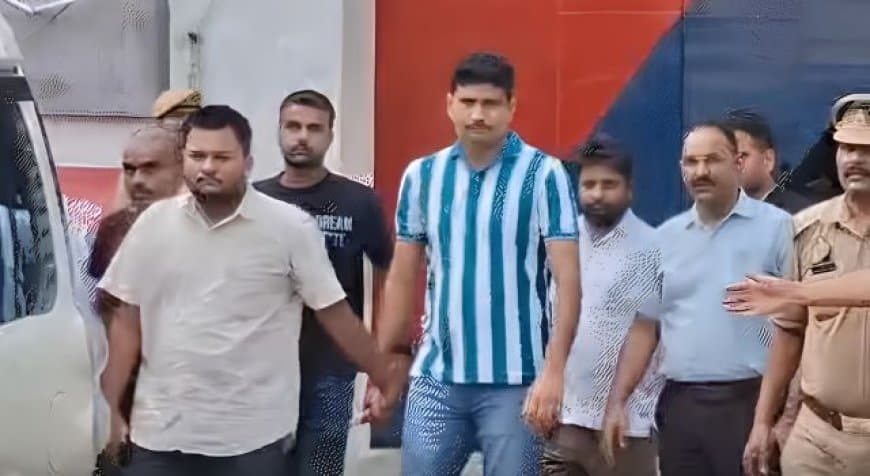 अयोध्या राम मंदिर दान घोटाला: पुलिस को मिली फर्जी रसीद बुक, SIT ने आयोजनों के खर्च की जांच शुरू की