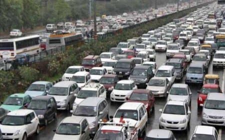 सुप्रीम कोर्ट का सख्त रुख: 56 फीसदी वाहनों का बीमा नहीं, कटेंगे चालान...इंश्योरेंस  पर  मिलेगा पेट्रोल-डीजल